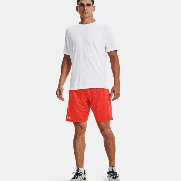 Men's UA Locker 9" Pocketed Shorts - Picture 3 of 4